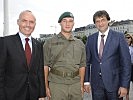 Minister Gerald Klug besuchte mit seinem serbischen Amtskollegen Bratislav Gasic den militärischen Festakt.