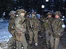 Auch der Wintereinbruch auf dem Truppenübungsplatz Seetaler Alpe kann den Soldaten nichts anhaben.