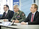 Brigadier Helmut Habermayer bei der Pressekonferenz.