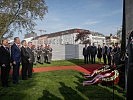 V.l.: Verteidigungsminister Gerald Klug, Vizekanzler Reinhold Mitterlehner, Bundeskanzler Werner Faymann, Bundespräsident Heinz Fischer.