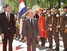 Verteidigungsminister Gerald Klug mit seinem kroatischen Amtskollegen Ante Kotromanović in Zagreb.