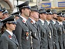 193 neue Unteroffiziere verschiedenster Waffengattungen musterten zur Truppe aus.