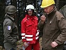 Vizeleutnant Rudolf Behr meldet die erfolgte Sprengung an die zivile Behörde.