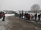 Die Soldaten versehen ihren Dienst bei Schnee und Minusgraden.