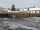 Die neuen Soldaten aus Kärnten werden von Oberst Pfeifer begrüßt.