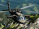 Der Transporthubschrauber S-70 "Black Hawk"...