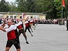 Zu Ehren der Rekruten eine Einlage der "Goiser Schnalzer".