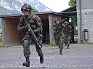 Sensoren am Helm, Oberkörper und GPS zeichnen alles auf.