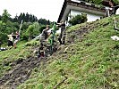 Soldaten helfen der steirischen Bevölkerung im Bezirk Bruck-Mürzzuschlag.