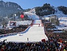 50.000 begeisterte Zuschauer verfolgten das Hahnenkammrennen 2017.