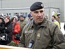 Oberst Bogenreiter dankte den Soldaten für ihren Dienst.