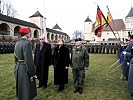 Otto Pendl, Barbara Schwarz und Oberst Gerhard Skalvy.