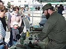 Viele Besucher informiertren sich über das Bundesheer.