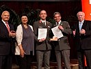 V.l.: Landtagspräsident Harry Kopietz, Stadträtin Renate Brauner, Hauptmann Norbert Lick, Amtsrat Johannes Christian, Bürgermeister Michael Häupl.