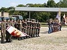 Soldaten und Traditionsverbände waren zur Feier angetreten.