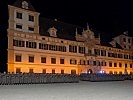 Rund 550 Soldatinnen und Soldaten sind vor dem Schloss Eggenberg zur Angelobung angetreten.