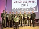 Die Gewinner des Jahres 2017 mit Minister Doskozil.