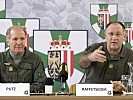 Fliegerkommandant Andreas Putz und Militärkommandant Kurt Raffetseder.