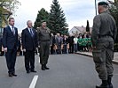 V.r.: Brigadier Nikolaus Egger mit Viktor Sigl und Helmut Templ.