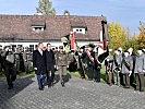 Abschreiten der Front durch Militärkommandant, Bürgermeister und Landesrat.