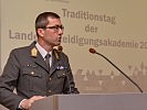 Der Kommandant der Akademie, Generalleutnant Erich Csitkovits, eröffnete den Traditionstag.