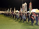 Zahlreiche Traditionsverbände und örtliche Vereine umrahmten die Angelobung.