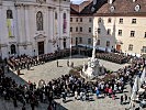 Der Festakt fand am Jodok-Fink-Platz vor der Piaristenkirche statt.