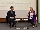 Karin Kneissl und Trevor Traina führten eine spannende Debatte.