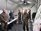 Briefing in der Führungs- und Einsatzzentrale der Übung "Common Roof 19".