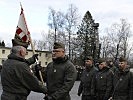 Oberst Wolfgang Schweighofer, r., übernimmt die Verantwortung über das Radarbataillon.