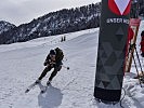 Ein Wettkämpfer beim Zieleinlauf.