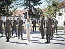 Klaudia Tanner besuchte Soldaten der Garde in der Maria Theresien-Kaserne.