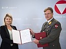 Verteidigungsministerin Klaudia Tanner bestellte Generalmajor Sascha Bosezky zum neuen Leiter des Heeres-Nachrichtenamtes.