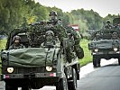 Die Soldaten der "Task Force 25" unterwegs in Richtung Steinbach.