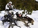 Ein Vorgehen der Hochgebirgssoldaten ohne Feuerunterstützung des Maschinengewehrs ist nicht möglich.