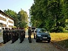 Soldaten des Jägerbataillons 25 angetreten, um den Schutz an den Grenzen zu verstärken.