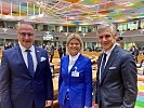 Klaudia Tanner mit dem kroatischen Außenminister Gordan Grlić Radman (l.) und seinem österreichischen Amtskollegen Michael Linhar.