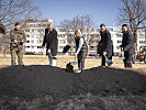 Klaudia Tanner gab den Startschuss im März 2022 in der Van Swieten-Kaserne für den Neubau der Stellungskommission für Wien und für das Burgenland (Bild: Archiv).