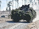 Radpanzer "Pandur Evolution" am Truppenübungsplatz.