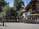 Vor dem Urichhaus am Bergisel gedenkt das Militärkommando Tirol der 3. Bergisel-Schlacht vom 13. August 1809.