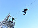 Mit dem "Flying Fox" über dem Heldenplatz schweben.