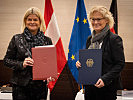 Verteidigungsministerin Klaudia Tanner mit ihrer deutschen Amtskollegin Christine Lambrecht.