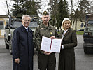 V.l.: Landeshauptmann Wilfried Haslauer, Brigadier Peter Schinnerl, Verteidigungsministerin Klaudia Tanner.