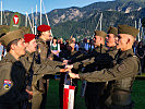 Vor den Vertreten von Bund, Land, Bundesheer und den Freunden und Verwandten gelobten die jungen Rekruten Österreich und der Bevölkerung zu dienen.