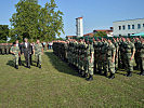 Abschreiten der Front mit den militärischen und zivilen Höchstanwesenden.