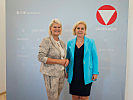 Verteidigungsministerin Klaudia Tanner mit Elisabeth Keckeis.