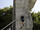 Wenn der Kletterturm bewältigt wurde, kann man über die Seilrutsche "absteigen".