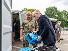 Brigadegeneral Holger Draber besichtigt die Booxit Station.