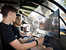Im Hubschraubersimulator des Typs „Alouette III“ konnten die Teilnehmenden erste „Flugstunden“ absolvieren.