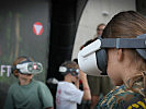Besucherinnen und Besucher hatten die Möglichkeit, im VR‑Bereich einen „Black‑Hawk‑Flug“ in 360° zu erleben.